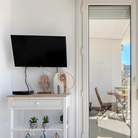 Frontline Centre - Immo Barneda Apartment