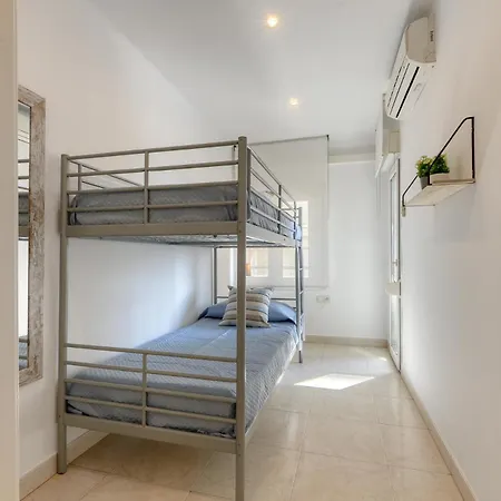 Apartment Frontline Centre - Immo Barneda *
